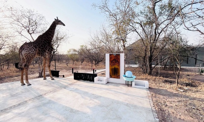 Marloth Park Villa | Charming 2-bedroom villa with WiFi, AC in tranquil Marloth Park