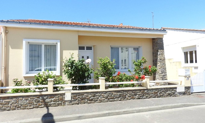 Les Sables d'Olonne House | Charming 2-Bedroom House with Sunny Garden, Near Beach and Shops