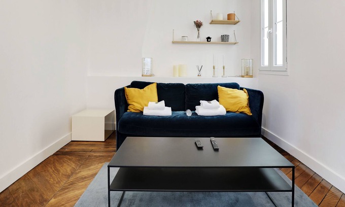 Quartier Saint-Ambroise Apartment | Charming 2 rooms high marsh - 2P - Mobility lease