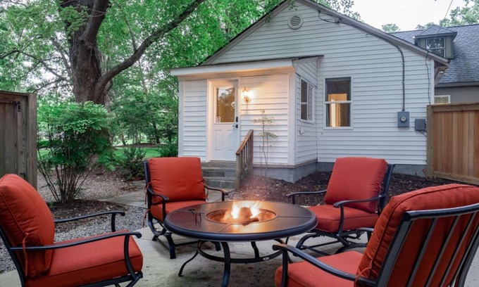 Berkeley Apartment | Charming 2BR Guest Suite☆800 ☆Private Entry☆Patio☆Prime Location☆Family Fun