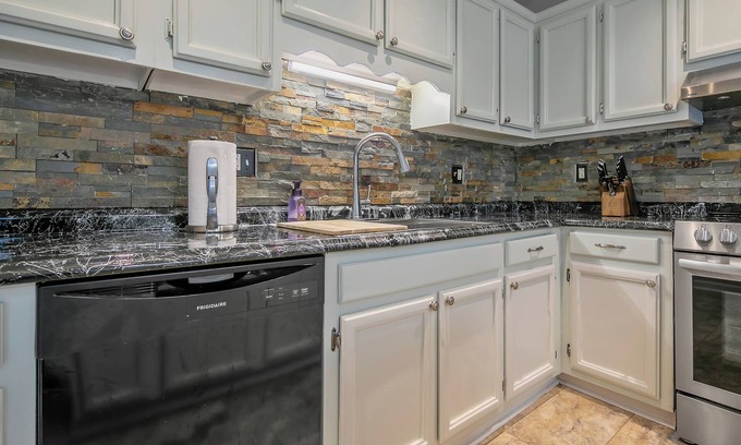 Fayetteville House | Charming 3-Bed, 2-Bath Home in Walkable Community