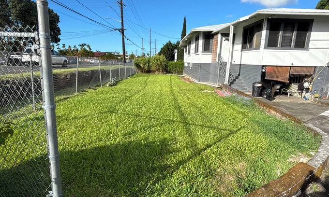 Hilo House | Charming 3-bedroom home in Hilo town