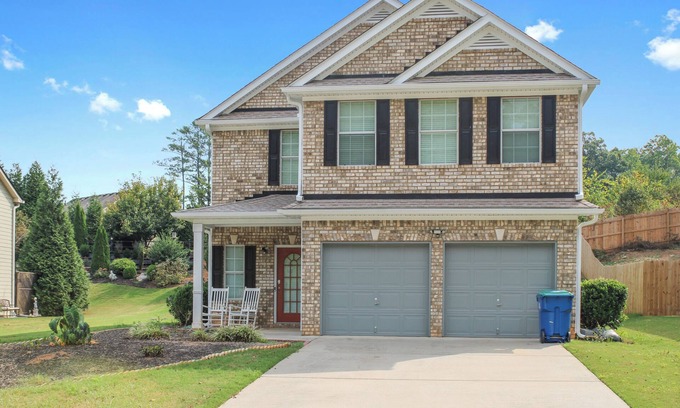 Fairburn House | Charming 3-bedroom house with AC and WiFi in enjoyable Fairburn