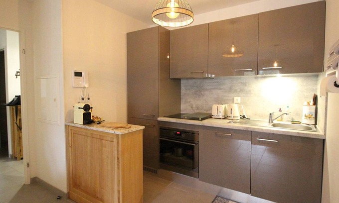 Montauban-de-Luchon Apartment | Charming 3-Room Apt. near Luchon Golf – Large South-Facing Balcony – Garage Included