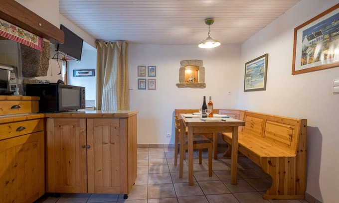 Crach Villa | Charming 3-Room House in Crac'h, 28m², 4 Guests, WiFi, Pet-Friendly