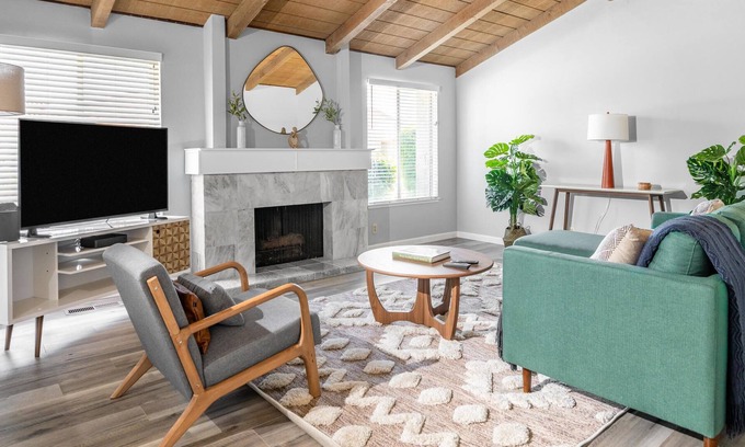 Santa Clara House | Charming 3BR House in Santa Clara