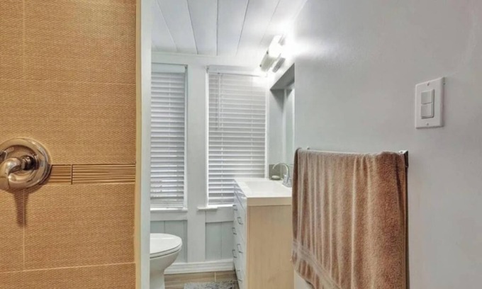 Fort Pierce House | charming 4 bed room house in fort pierce