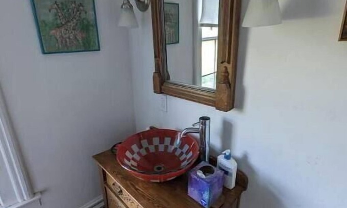Willsboro Other | Charming 4-bedroom farmhouse in terrific Willsboro with WiFi