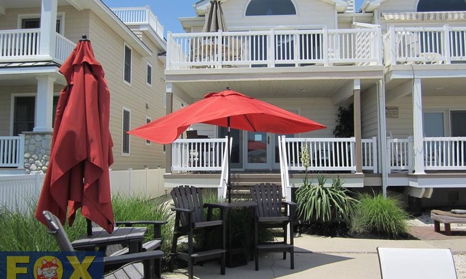 Ocean City House | Charming 4-bedroom house on Ocean City Beachfront. A few steps to boardwalk.