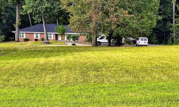 Snellville House | Charming 4-bedroom house for Stone Mountain Park Events
