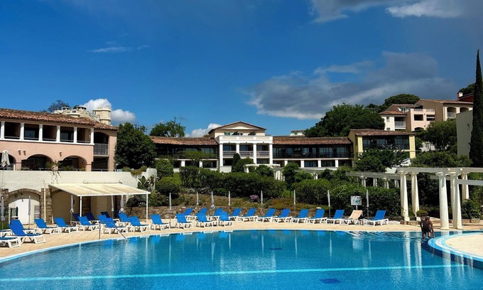 Les Restanques Apartment | Charming 4-person apartment - Parc de Grimaud