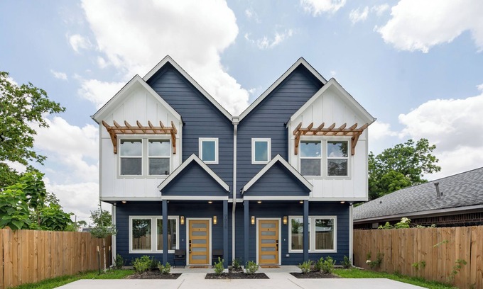 Northside House | Charming 6-bedroom house with WiFi and AC in brilliant Houston