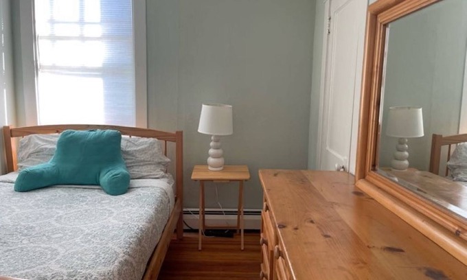 Munjoy Hill Apartment | Charming, airy apt., steps from Eastern Promenade in lovely Portland with AC