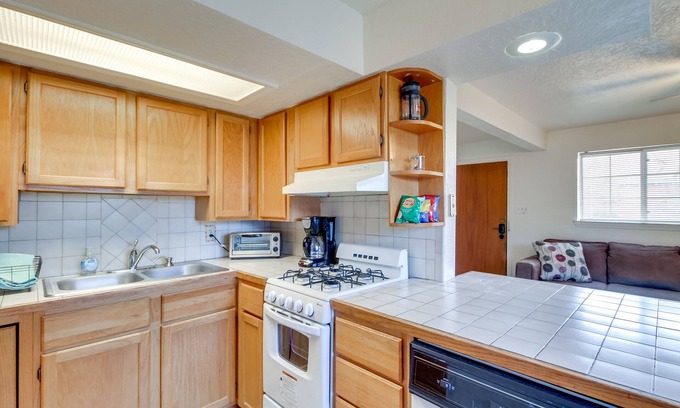 Raynolds Addition Apartment | Charming Albuquerque Apartment Near Old Town!