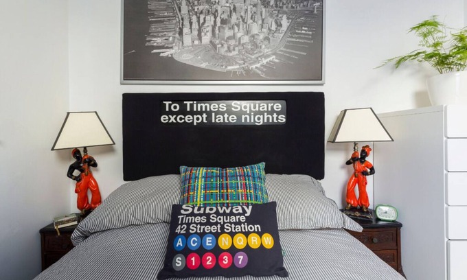 Alphabet City Apartment | Charming and Artsy LES 1-Bedroom