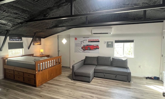 Port Charlotte Apartment | Charming and cozy studio with WiFi Port Charlotte