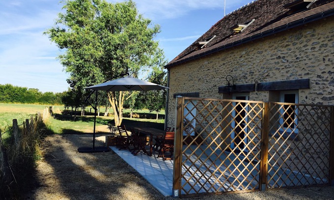 Artannes-sur-Indre Cottage | Charming and authentic cottage (8 people), near Tours. Swimming pool and nature