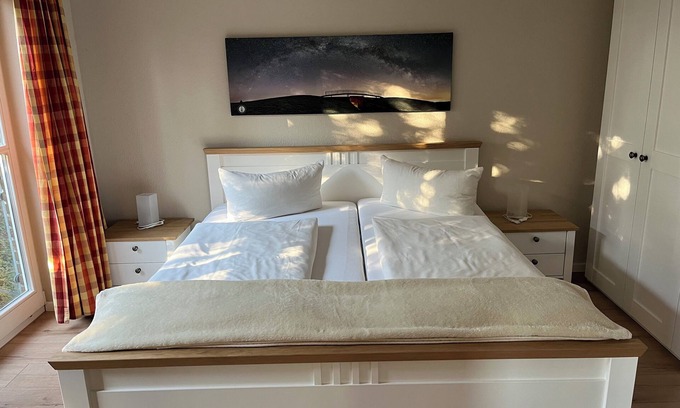 Spiekeroog Apartment | Charming apartment for 4 persons in the house Seeschwalbe up de Dün at TRANPAD 9