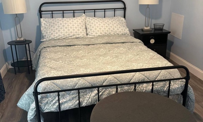 Downtown Wilmington Apartment | Charming apartment in serene Wilmington with AC