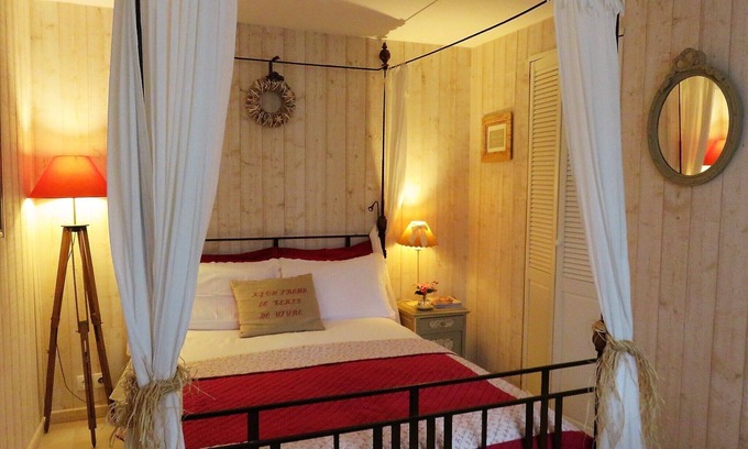 Carnac Apartment | Charming apartment with garden and parking 50m from the sea