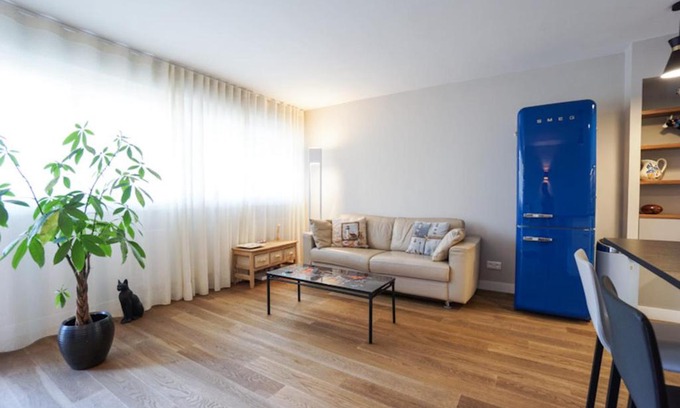 Saint-Lambert Apartment | Charming Apt Close To The Cartier Foundation