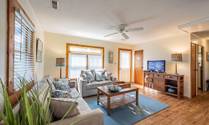 Avon Cottage | Charming beach cottage, 2 min. walk to the ocean! Pet friendly.