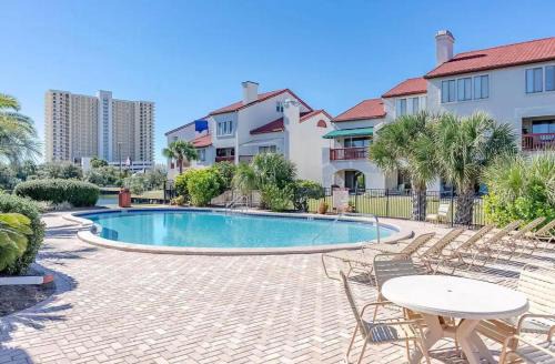 Gulf Lagoon Beach Apartment | Charming Beach Studio With Pool & Sauna