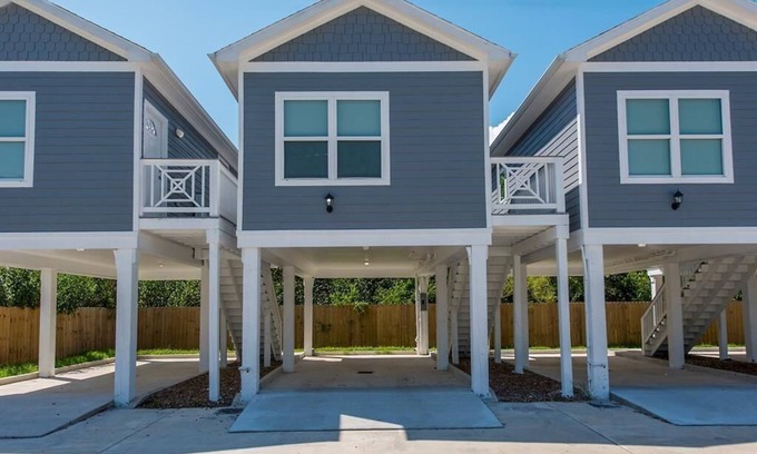 San Leon Cabin | Charming cabin with full kitchen! Unit 4/6