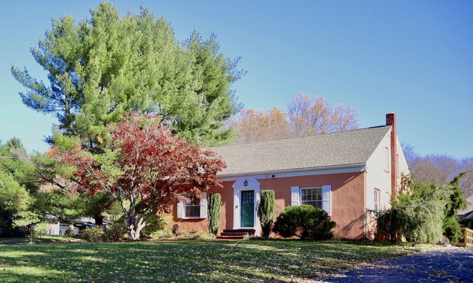 Newark House | Charming Cape - Minutes to UD!