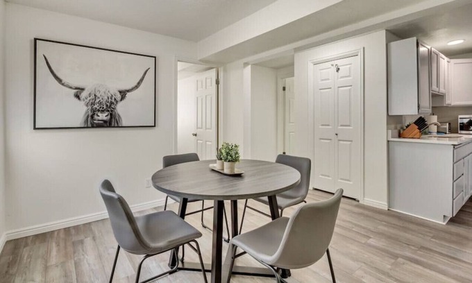 North Park Apartment | Charming Central Provo Apartment - Has W/D!