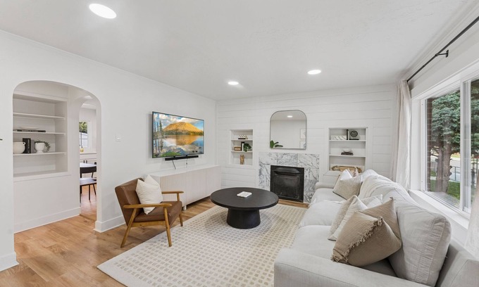 South Salt Lake House | Charming City Stay – 4BR SLC Bungalow