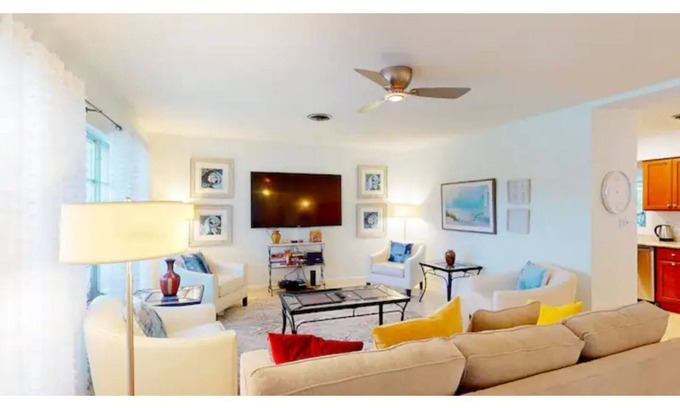 Clearwater House | Charming Clearwater Family Home w pool
