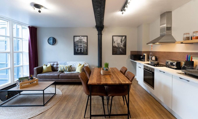 Northern Quarter Condo | Charming & Comfy Apartment | Great Location!