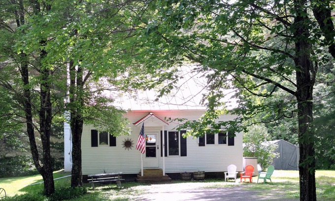 Bomoseen House | Charming Converted Horse Barn