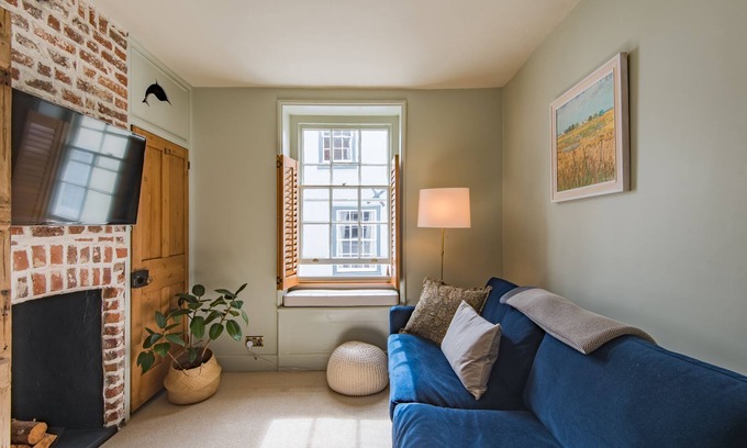 Deal Cottage | Charming cottage by the sea - Coop's Landing