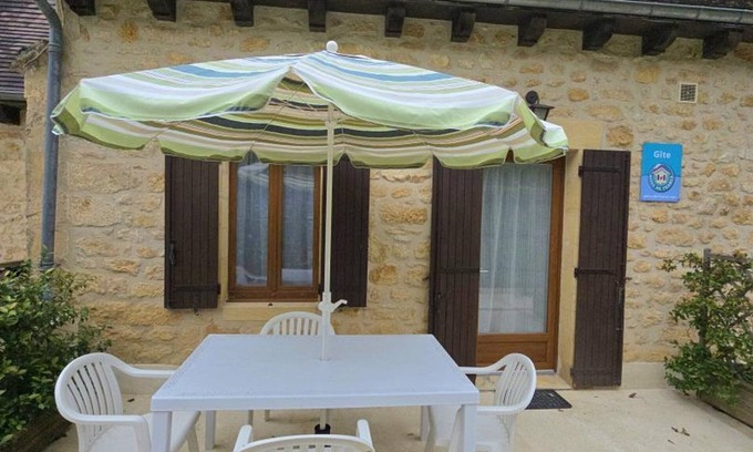 Domme Cottage | Charming Cottage Near Domme with Wifi, BBQ, and Stunning Views