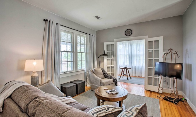 Natchez Cottage | Charming Cottage w/Mississippi River Views!
