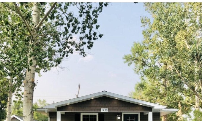 Cody House | Charming DOWNTOWN CODY: Alger Avenue New Renovation