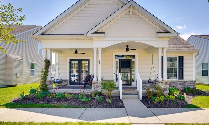 Tuttle West House | Charming Dublin Vacation Rental: 17 Mi to Columbus