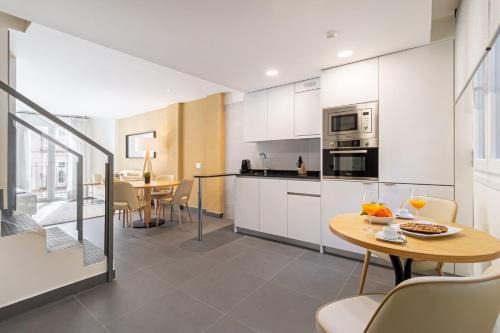 Barrio de La Latina Apartment | Charming Duplex Retreat for 4 Latina Toledo Ático III