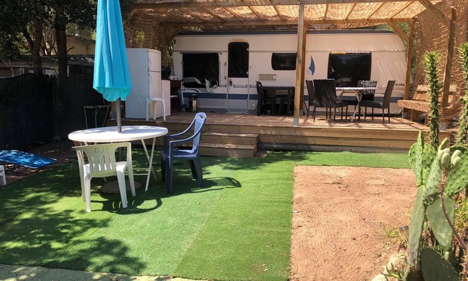 Porto-Vecchio House | Charming fully-equipped caravan in Porto Vecchio by the sea