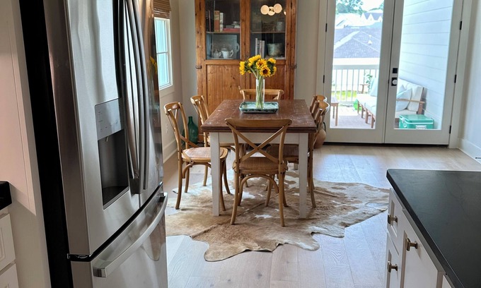Oxford House | Charming House at The Lamar, 2 bed 2 bath!