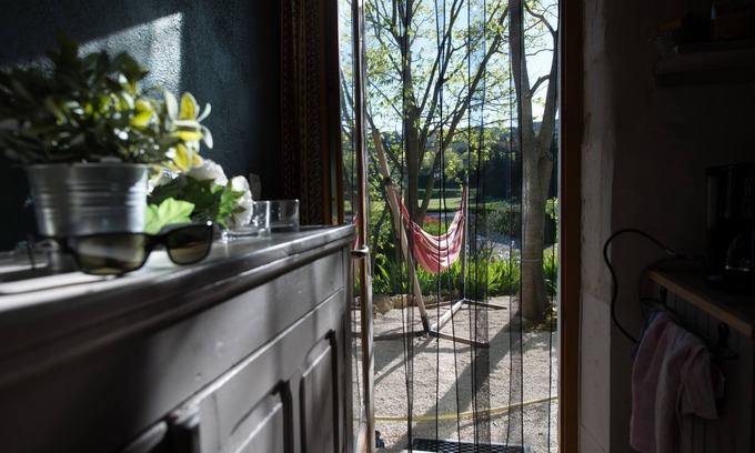 Verfeuil House | Charming house. Pool. Air conditioning in rooms. 6 People.