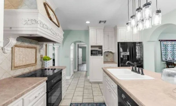 New Port Richey House | Charming house in the delightful New Port Richey.