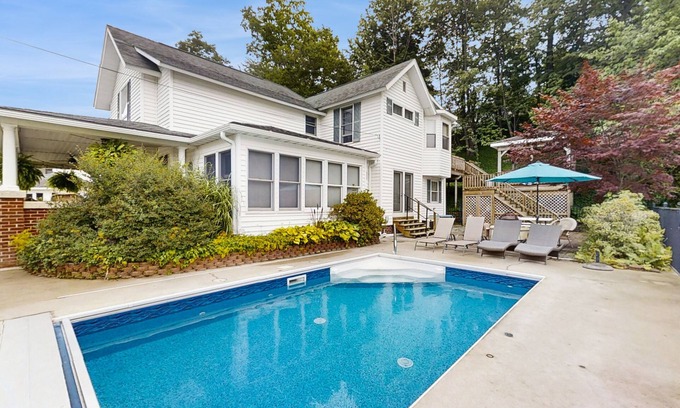 Beulah House | Charming Lakeview home w/heated pool, seasonal hot tub, & great location!