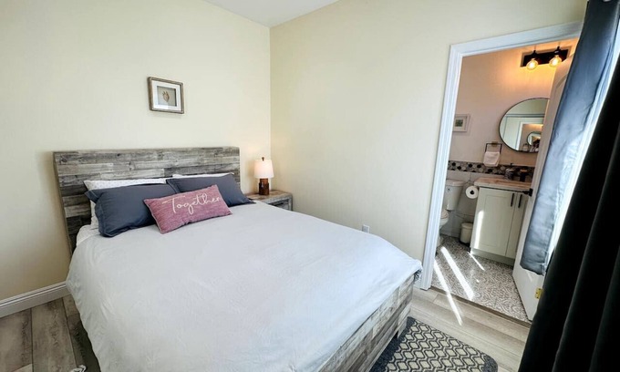 Huntington Beach House | Charming Master Bedroom in Huntington Beach