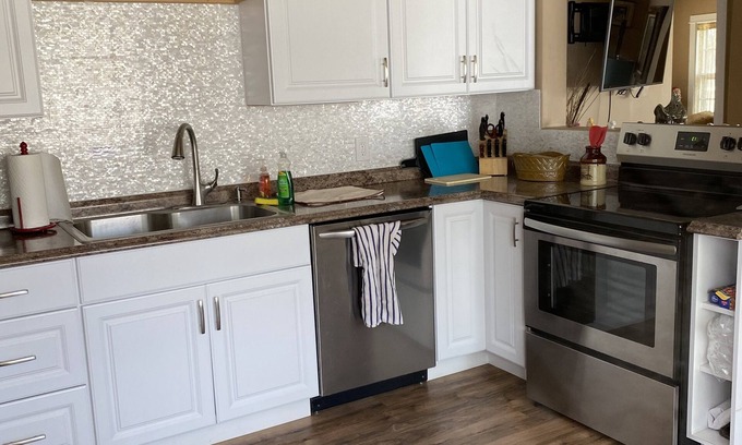 Prineville House | Charming Modernized 1938 Ranch Style Home