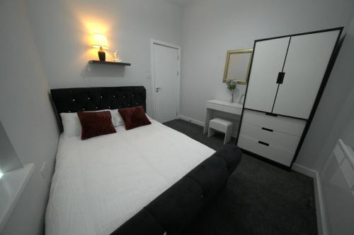 Telford Apartment | Charming Oxford Apartment in Telford - Flat 1