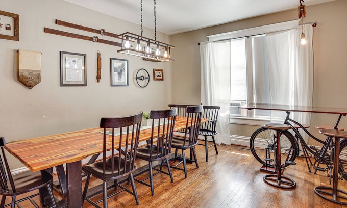 Paris House | Charming Paris House ~ 1 1/2 Mi to Canyon!