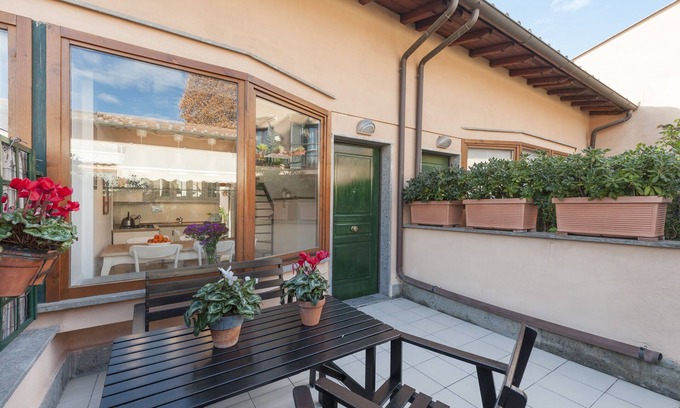 Tiburtino Villa | Charming patio house in San Lorenzo